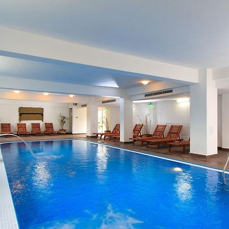 Hotel Domnitei Călimăneşti Kültér fotó