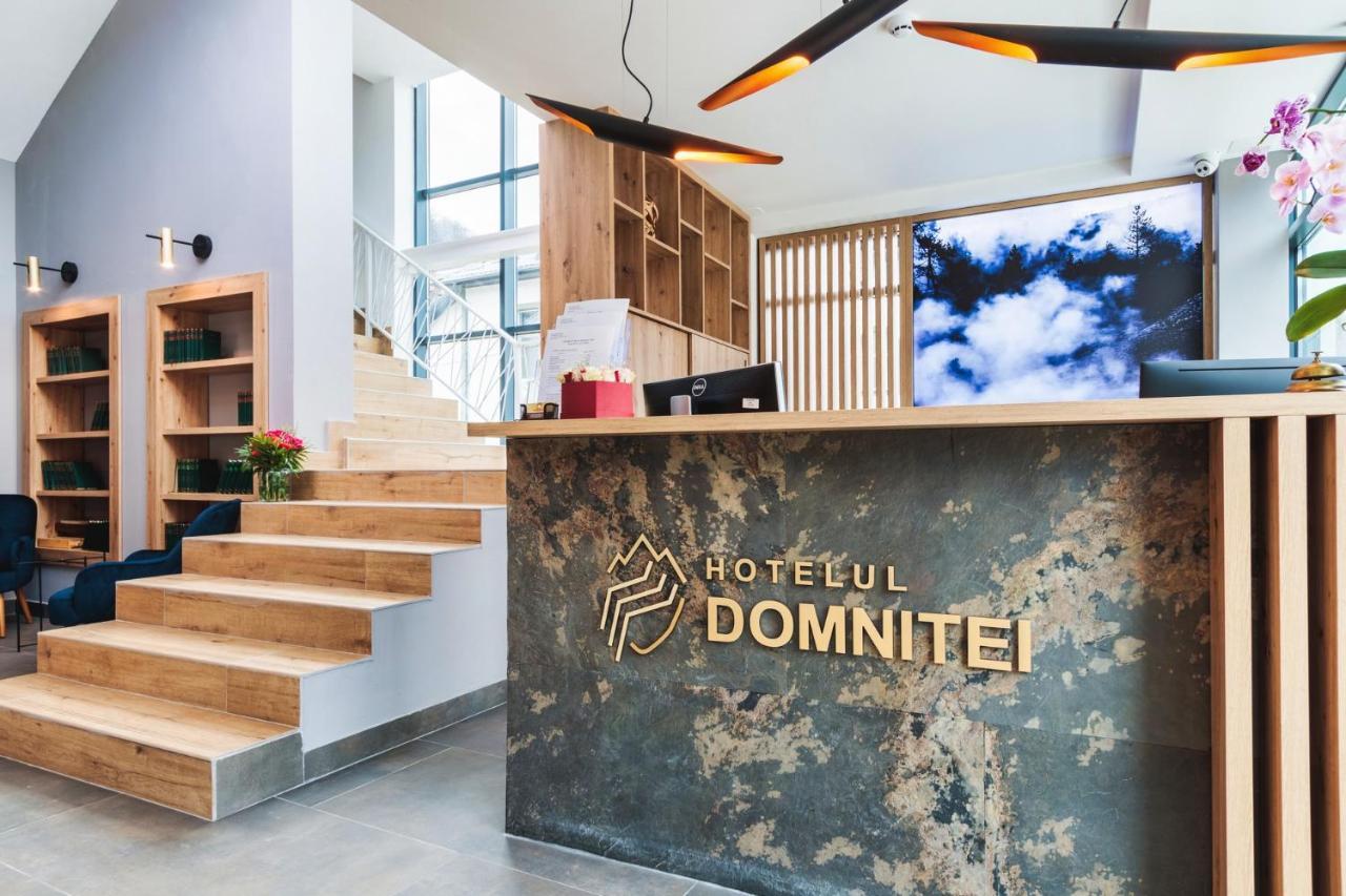 Hotel Domnitei Călimăneşti Kültér fotó